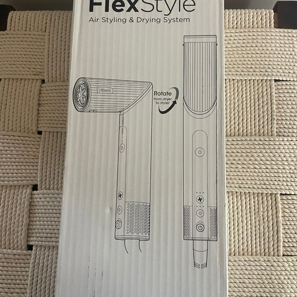 Shark FlexStyle  Air Styling & Drying System - Picture 3 of 3